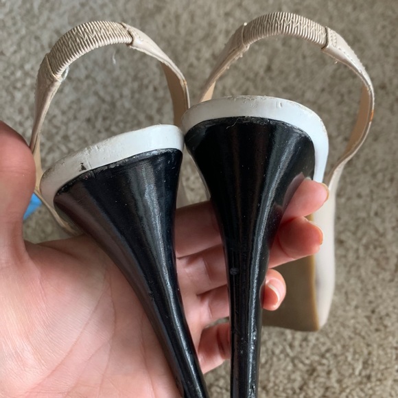 Guess Heels - Picture 6 of 7